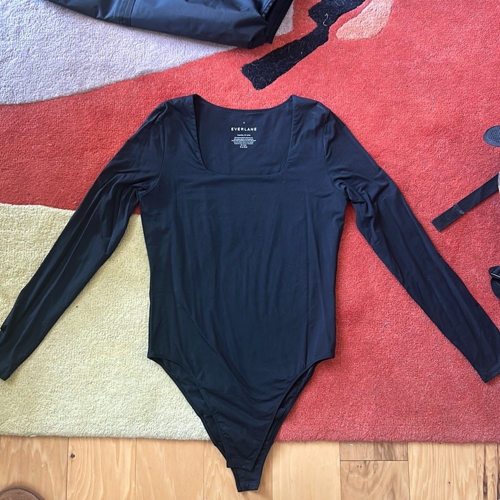 Everlane square neck bodysuit, M